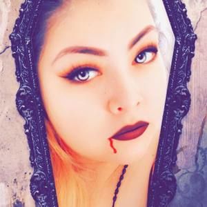 Meet your Posher, Janelly